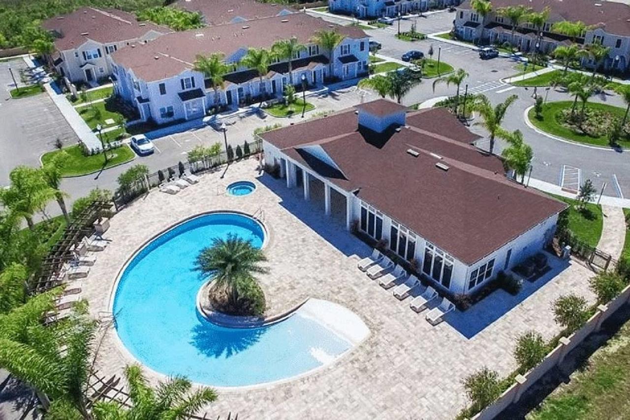 West Lucaya By Alquila Orlando Villa Bagian luar foto